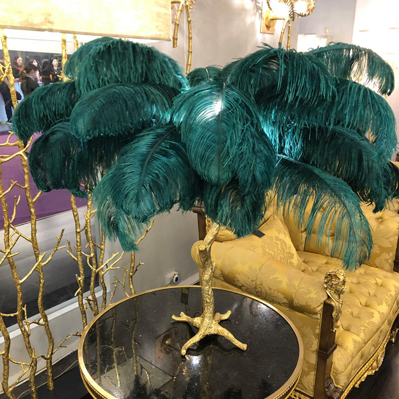 Luxury Ostrich Feather Table Lamp, Large Decorative Centerpiece Light for Modern Home Interiors, Tall, Elegant Gold Stand