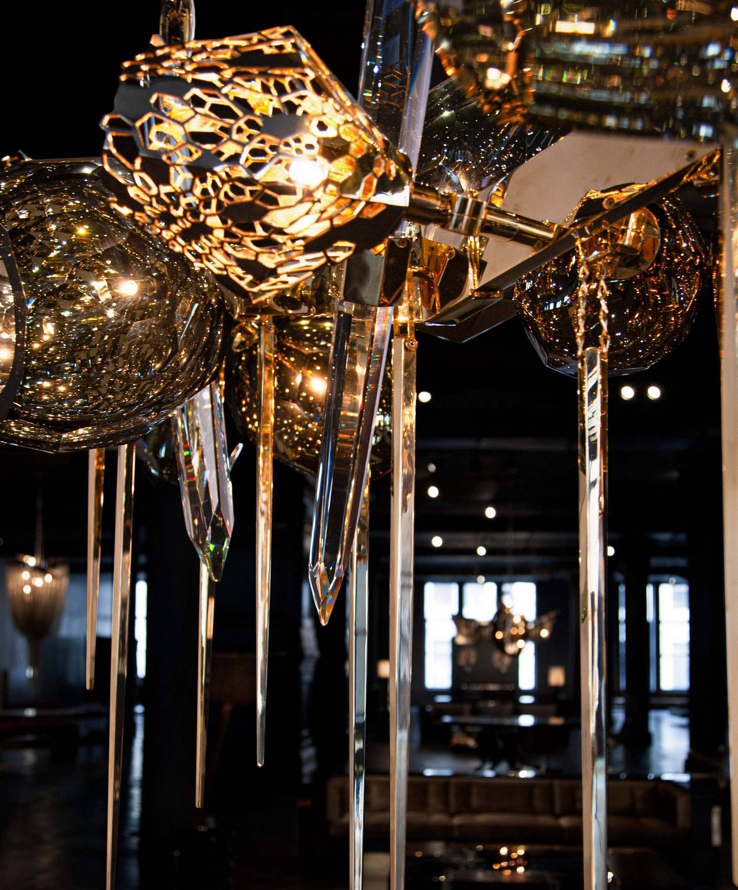 A Luxury Crystal Chandelier – Gold & Smoke Glass Pendant Light with Sculptural Design – Designer Hanging Light for Living Room, Kitchen Island & Entryway