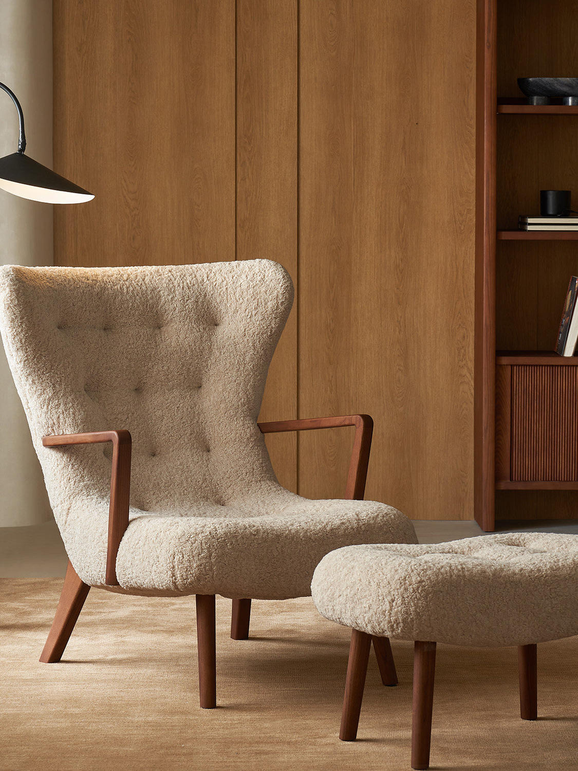 Sherpa Accent Chair with Ottoman, High Back Upholstered Lounge Chair Set, Mid Century Modern Armchair with Wood Arms for Living Room, Bedroom, Reading Nook, Balcony, and Lounge Seating