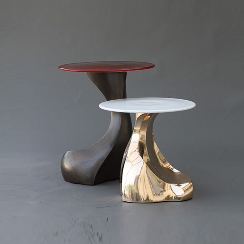 Gold Sculptural Side Table, Round Accent End Table with Tempered Glass Top, Modern Luxury Fiberglass Sofa Side Table for Living Room, Bedroom and Balcony
