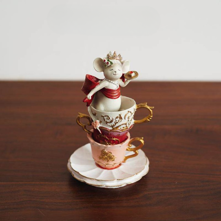 Queen Mouse Figurine on Stacked Teacups, Resin Tabletop Decor, 6.7 Inch