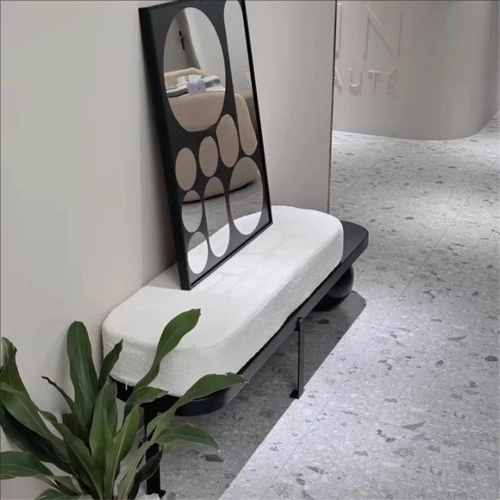 Black Wood Entryway Bench with Ivory Cushion and Display Shelf