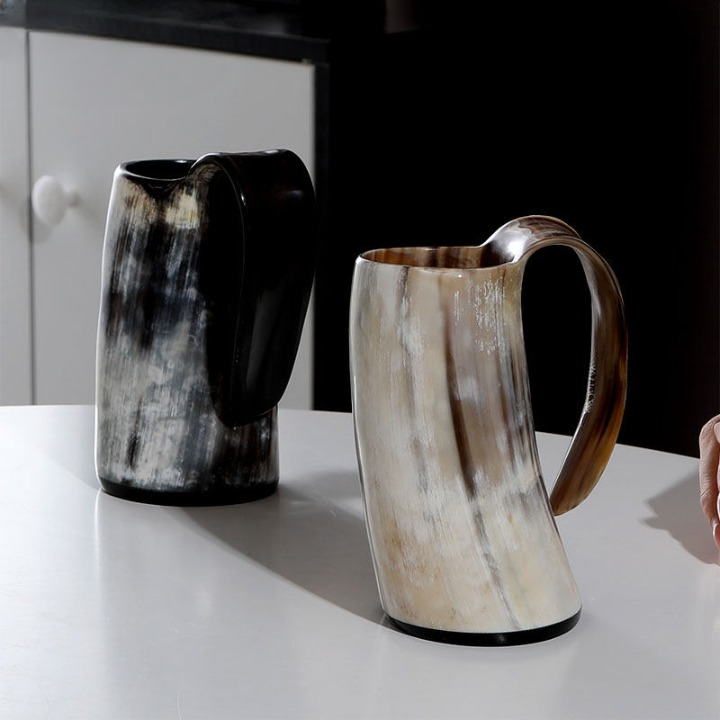 Natural Horn Beer Mug, 10.6 oz Handmade Viking Style Drinking Cup with Handle, Rustic Cow Horn Mug for Cold Drinks, Beer, Juice, Mead, Outdoor Parties, Bar Decor and Gift, Set of 1