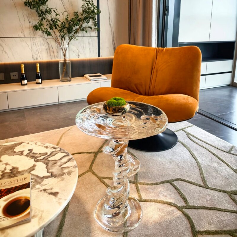 Transparent Resin Side Table, Clear Swirl Accent Table, Sculptural Water Ripple End Table with Round Top, Modern Acrylic Look Pedestal Table for Living Room, Bedroom, Hotel Lobby, Sofa Side