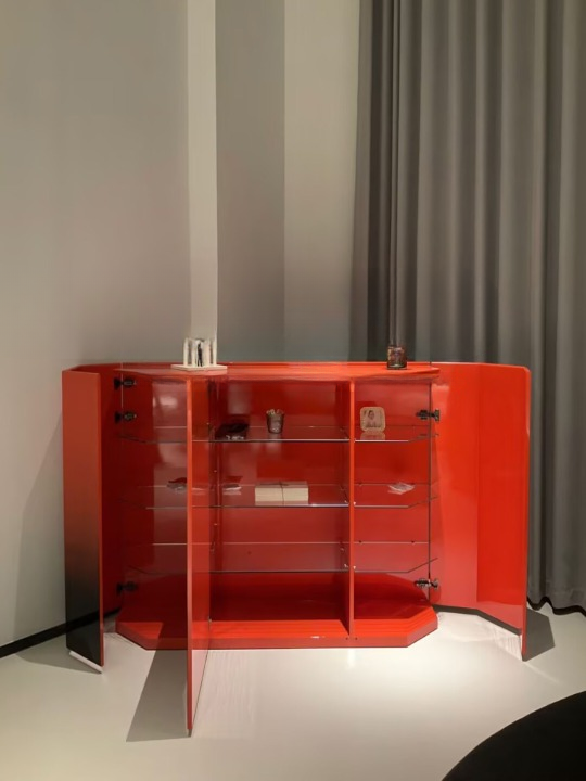 Modern Glossy Red Gradient Accent Cabinet, 3-Door Entryway Storage Cabinet, Contemporary Sideboard Buffet Cabinet for Dining Room, Living Room, Hallway, Foyer, and Home Organization