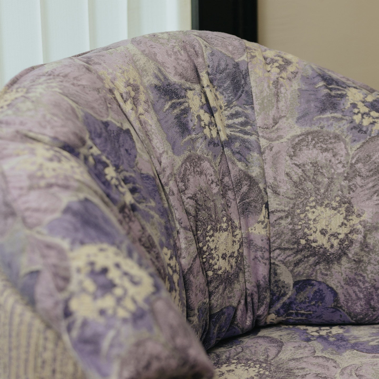 Purple Floral Barrel Accent Chair, Upholstered Lounge Armchair, Curved Hug Chair with Jacquard Style Fabric for Living Room, Bedroom, Study, Reading Corner