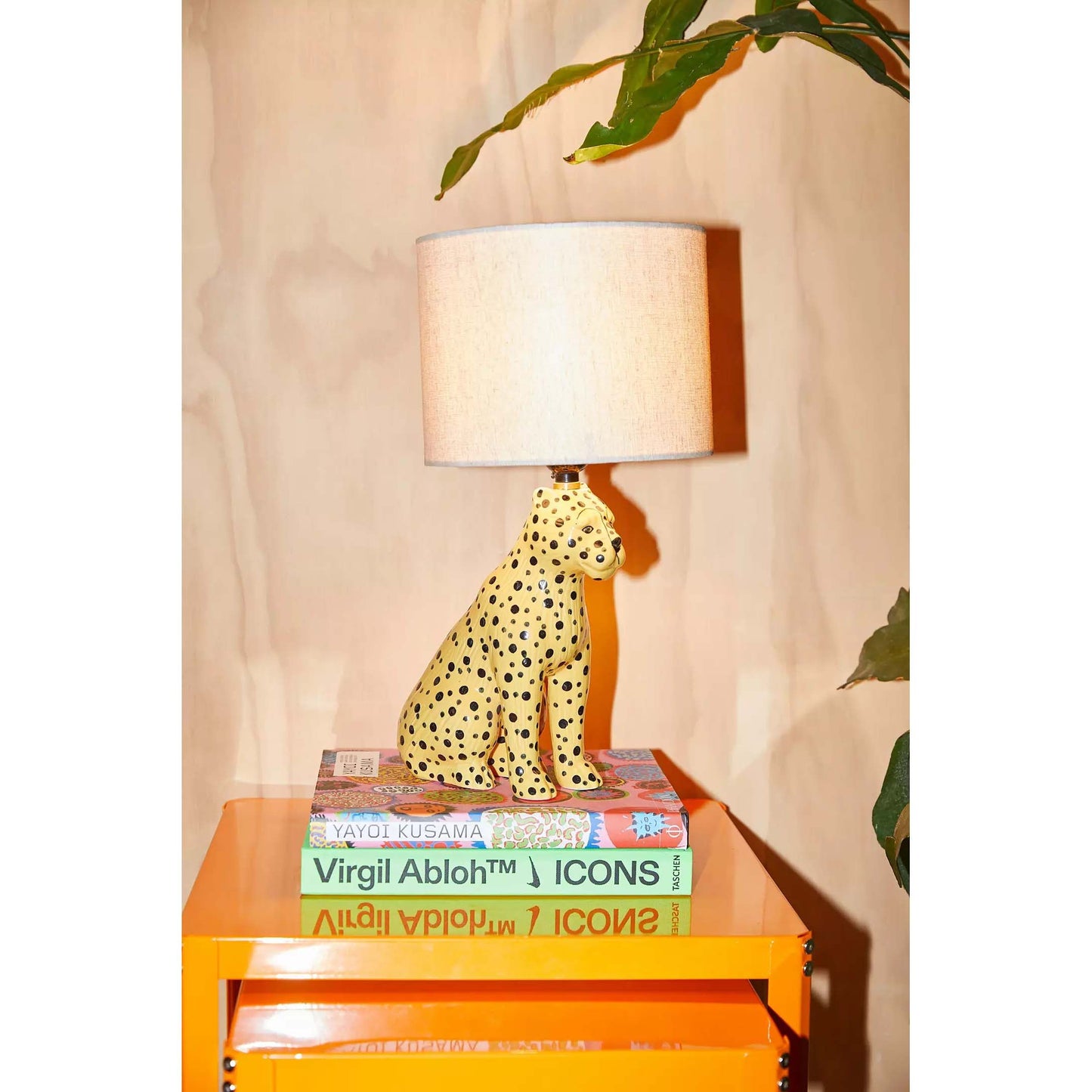 Modern Leopard Ceramic Table Lamp with Linen Shade – Animal Accent Bedside Lamp for Bedroom, Nursery, Living Room & Kids Room Décor