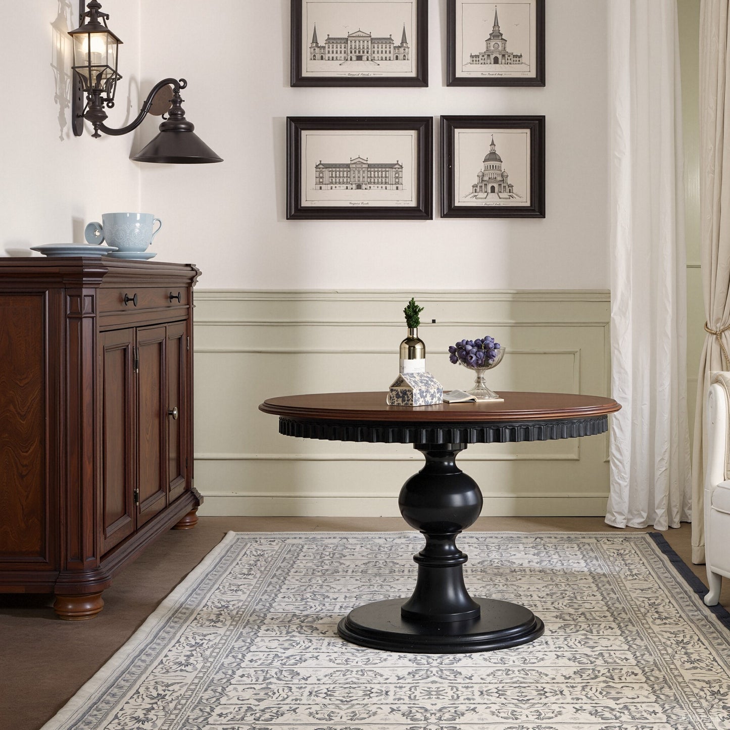 Round Pine Wood Dining Table, Vintage Style Pedestal Kitchen Table with Brown Top and Black Base, Small Space Breakfast Table for Dining Room, Apartment, Cafe, Living Room