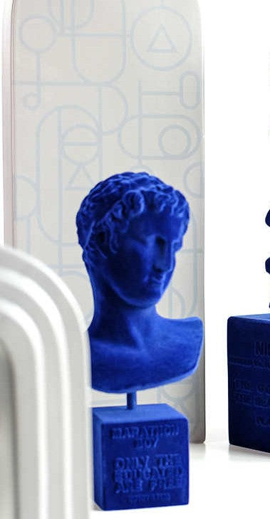 "Marathon Boy" Modern Velvet Flocked Resin Sculpture, Artistic Greek Bust for Home Office Display, Inspirational Decor