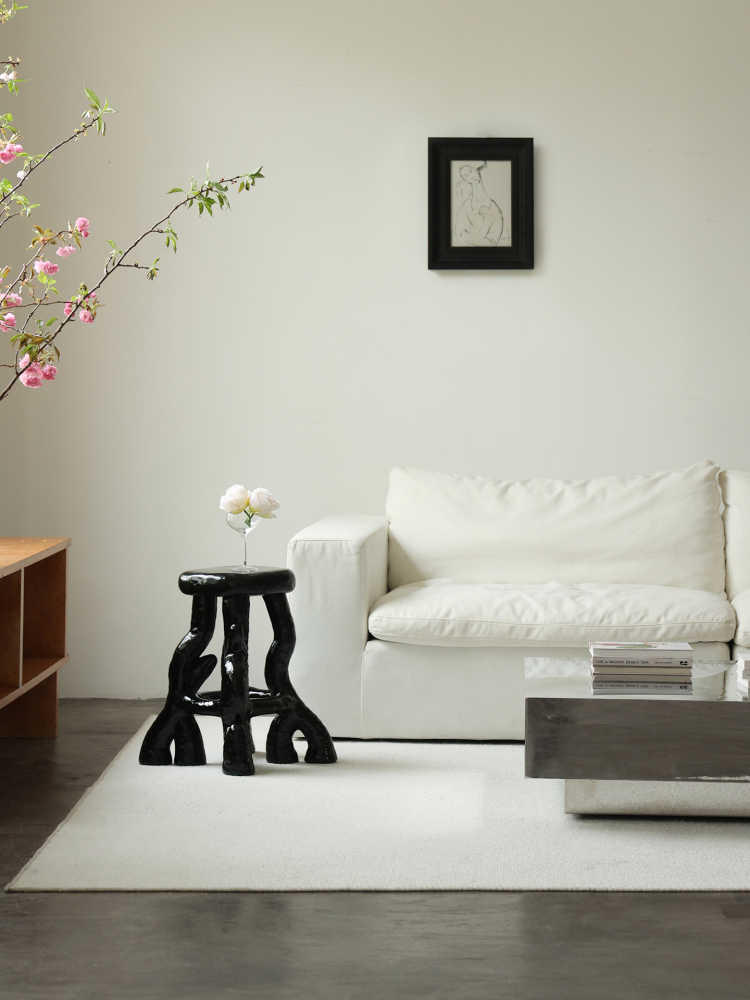 Modern Sculptural Resin Accent Side Table, Black Designer Art Stool, Minimalist Decorative End Table for Living Room and Bedroom