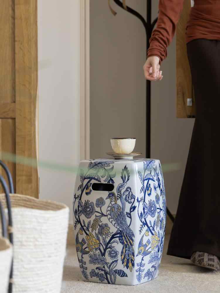 Hand-Painted Blue & White Porcelain Garden Stool, Traditional Ceramic Drum Seat with Botanical Motifs, Multi-Function Side Table & Stool