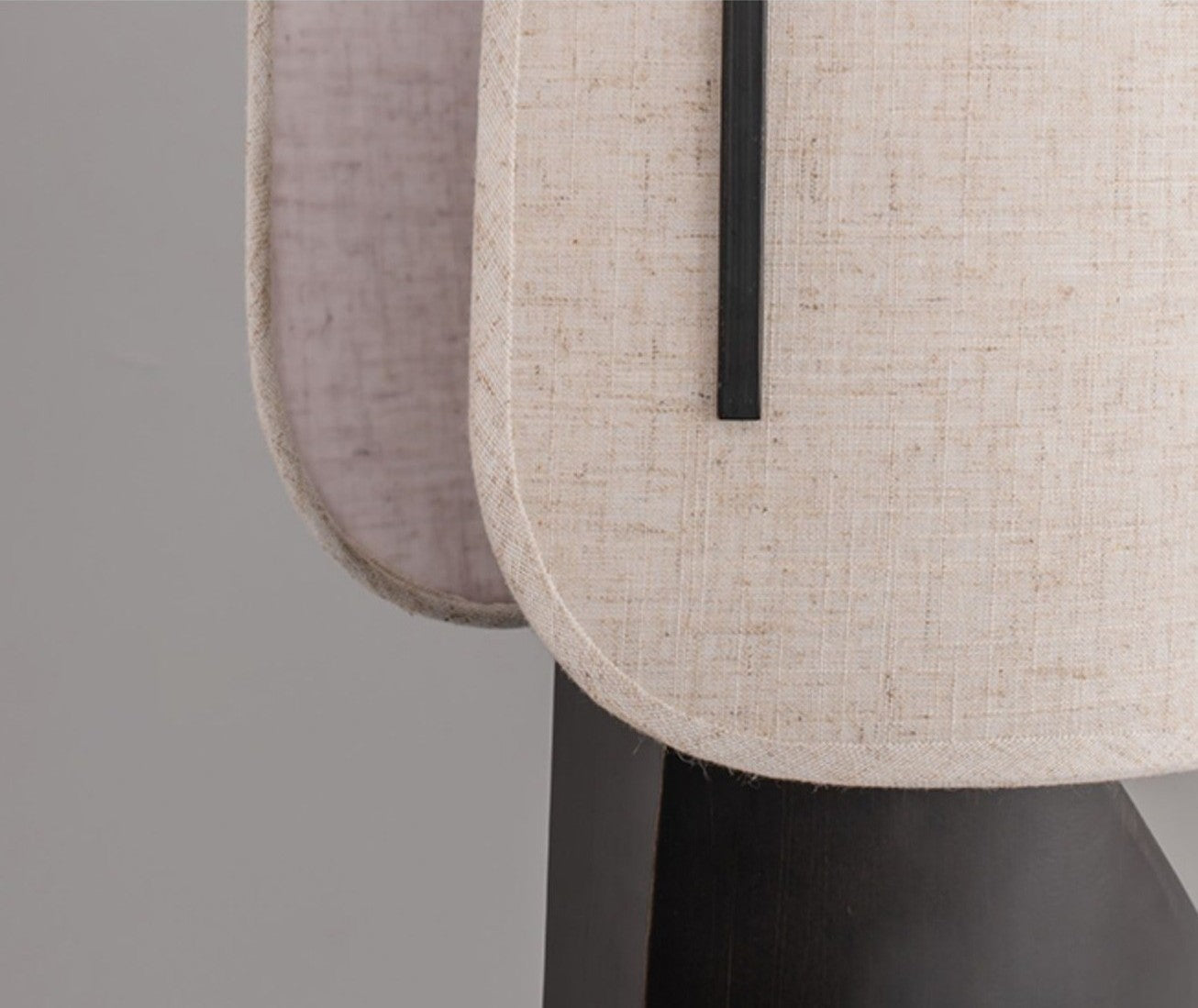 Postmodern Designer Fabric Table Lamp, Artistic Decorative Bedside Lamp with Button Switch, Modern Minimalist Accent Light for Bedroom, Study, Living Room
