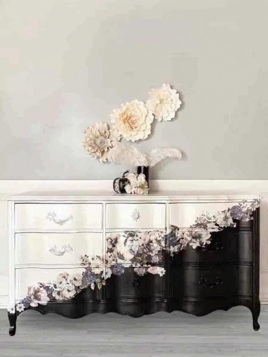 Vintage Floral Nine-Drawer Dresser – Artistic Carved Two-Tone Bedroom Chest, Hand-Painted Storage Cabinet