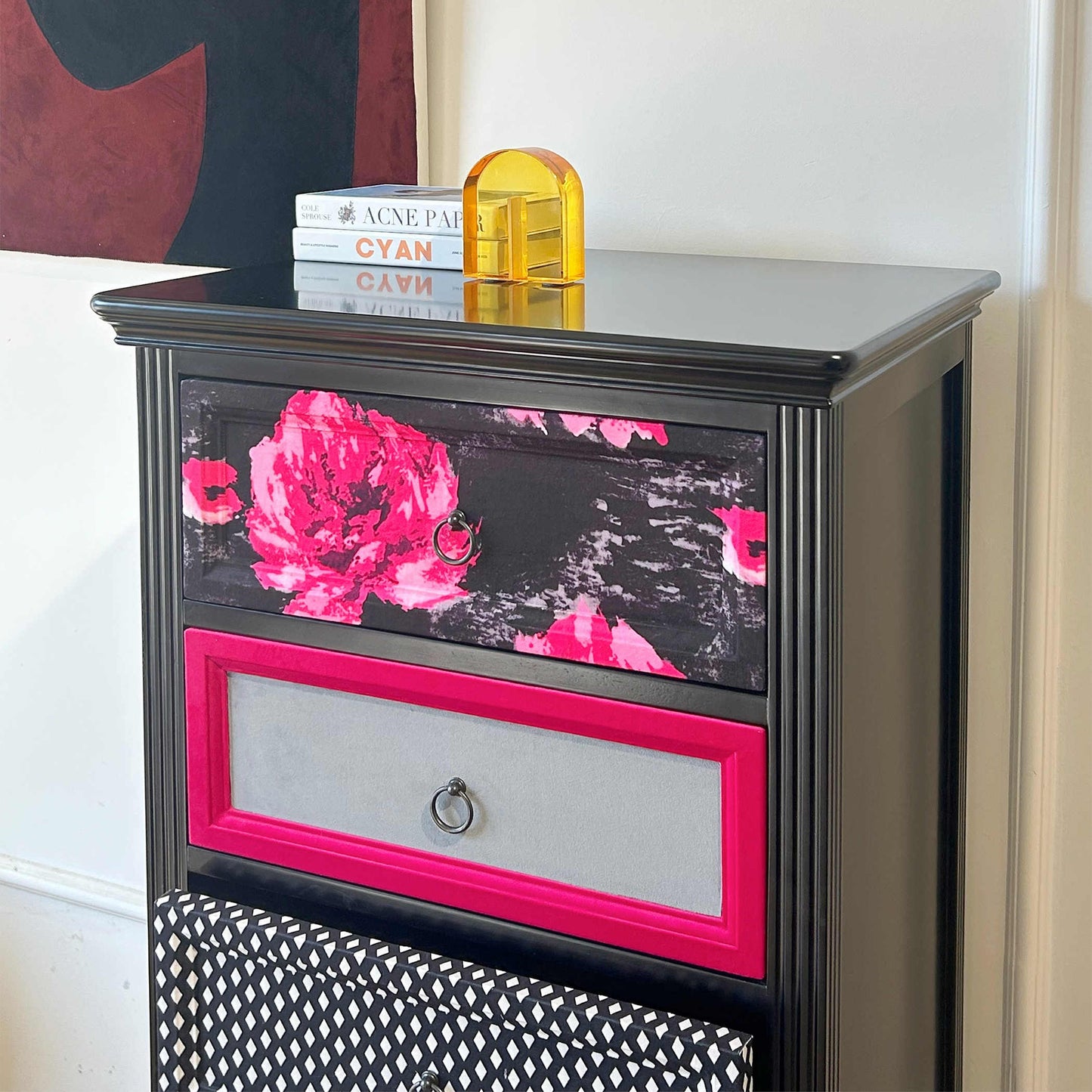 CASA GAIA Designer European Solid Wood Carved Chest, 5-Drawer Upholstered Storage Cabinet