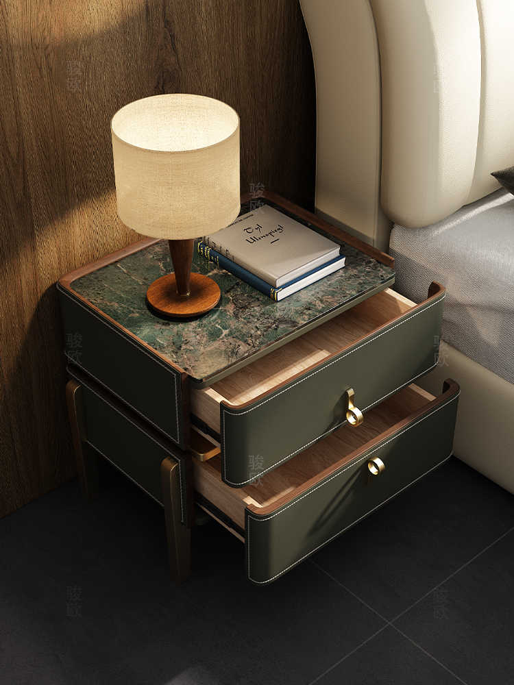 Modern Luxury Saddle Leather Solid Wood Nightstand – Double Drawer Minimalist Bedside Table with Sintered Stone Top