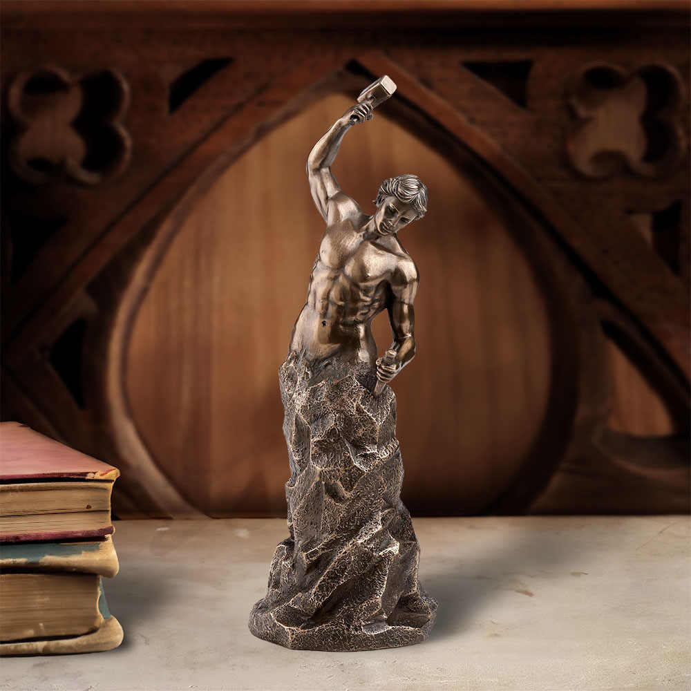 Self-Made Inspirational Man Statue – Artistic Resin Sculpture, Motivational Office, Study, or Desk Decor Figurine