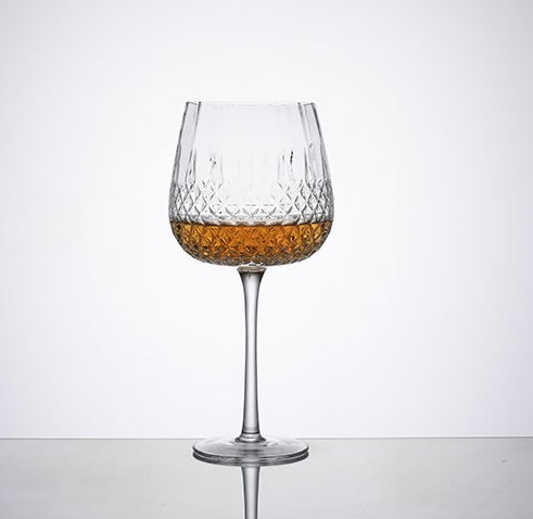 Large Crystal Red Wine Glass 700ml – Elegant Diamond Cut Stemware, Premium Lead-Free Crystal, Vintage Style, Single Goblet for Red & White Wines