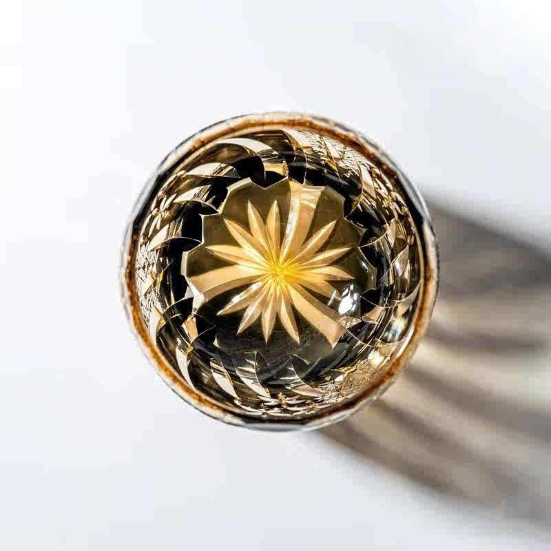 Hand-Carved Whiskey Glass 330ml – Luxury Amber Crystal, Wind, Flower, Snow, Moon Motif, Premium Gift Box