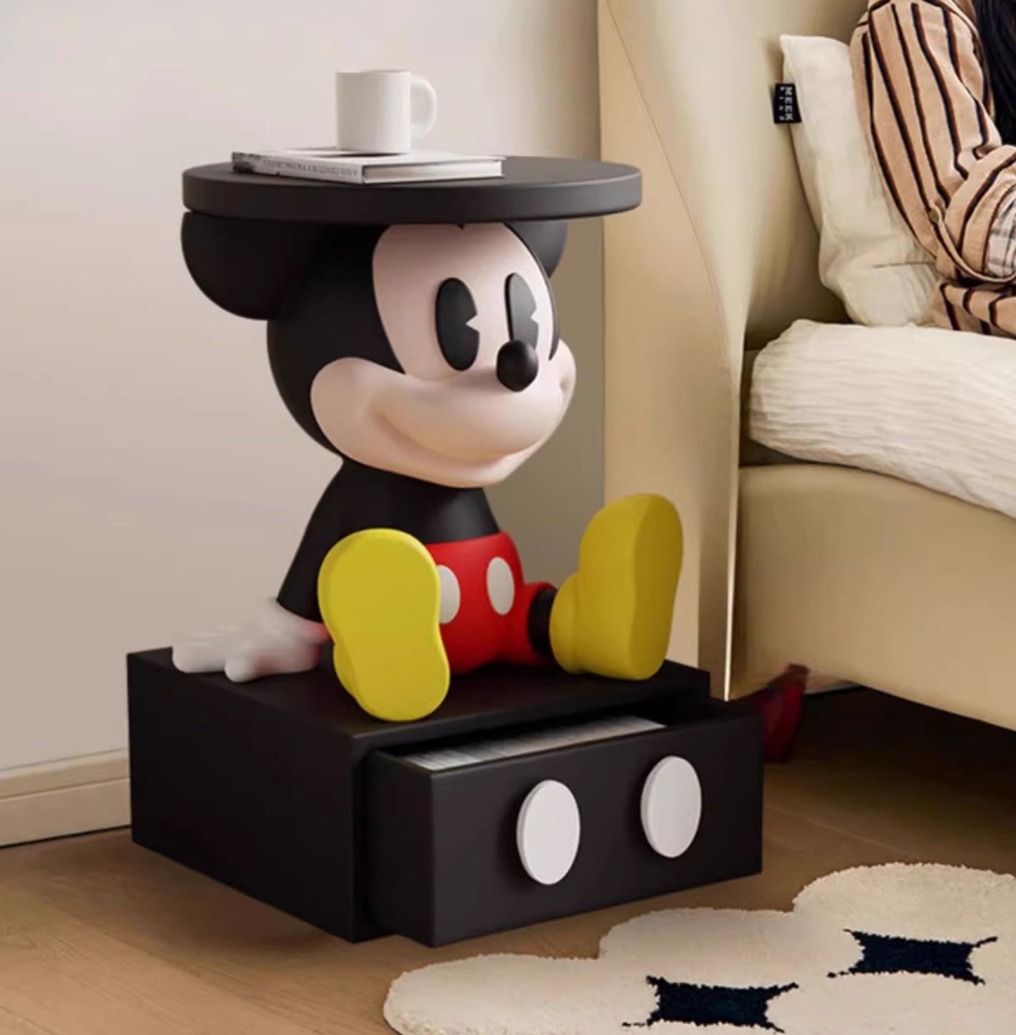 Large Cartoon Mickey Mouse Storage Cabinet – Cute Modern Sofa Side Table, Living Room Decoration, Creative Bedroom End Table