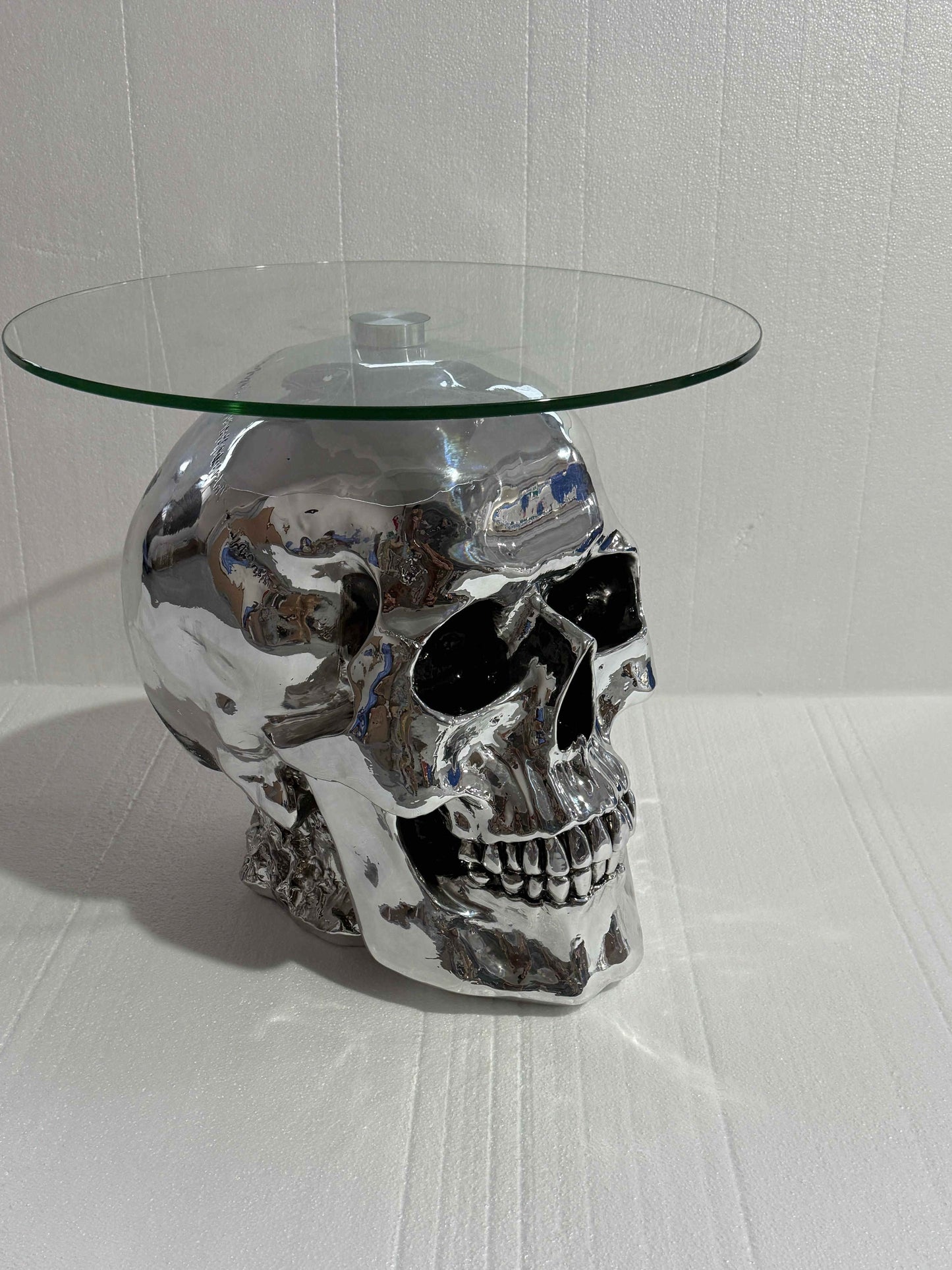 Modern Designer Skull Side Table – Creative Artistic Coffee/End Table, Chrome Resin & Glass