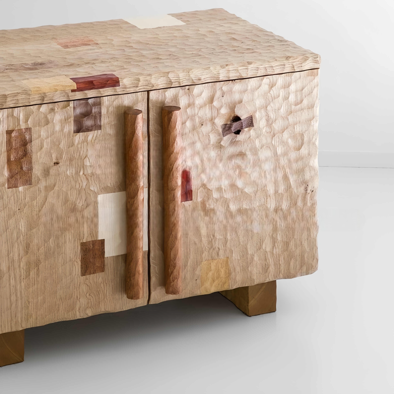 Hammered Solid Wood Sculptural Nightstand, Luxury Retro Carved Texture Bedside Storage Cabinet – Fully Assembled
