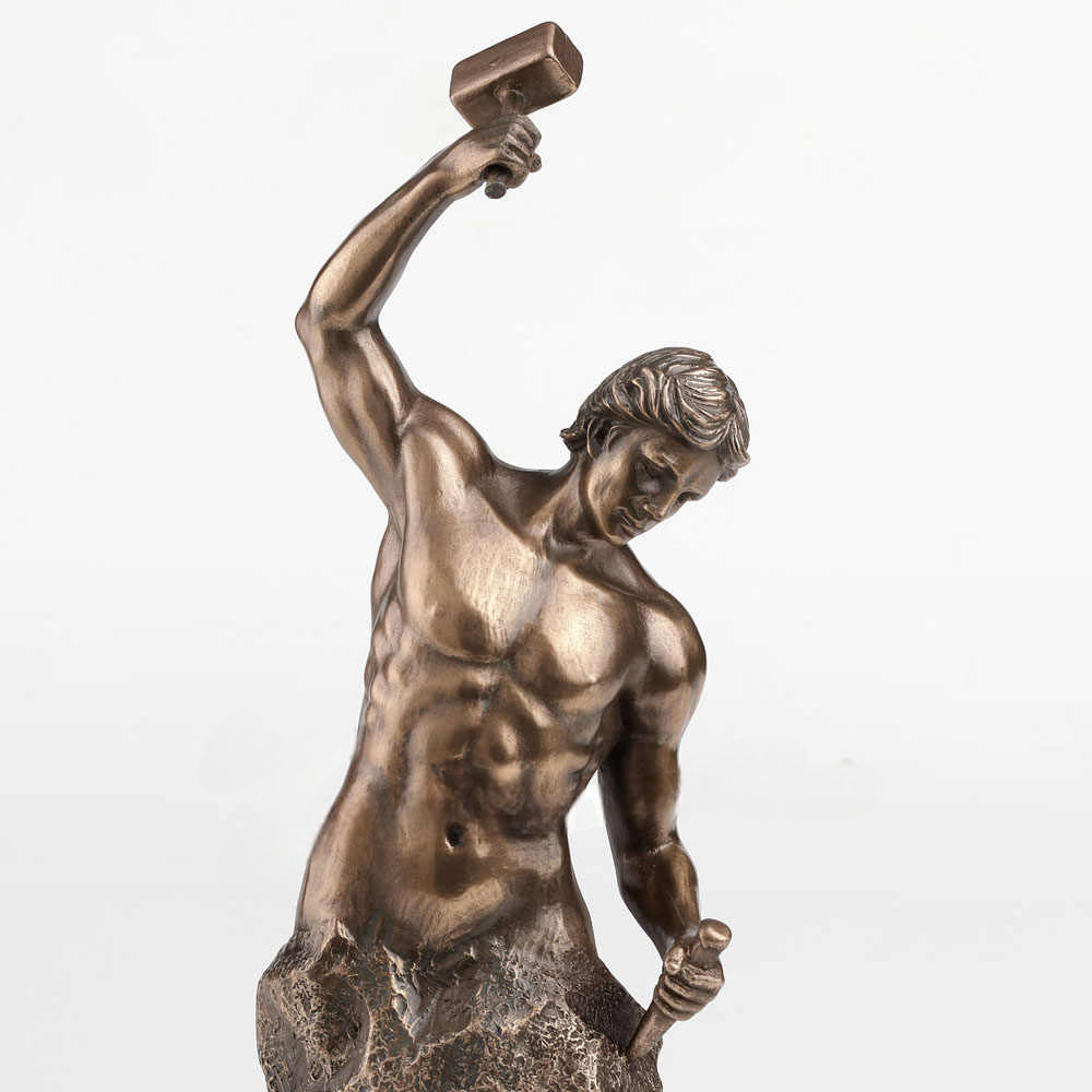 Self-Made Inspirational Man Statue – Artistic Resin Sculpture, Motivational Office, Study, or Desk Decor Figurine