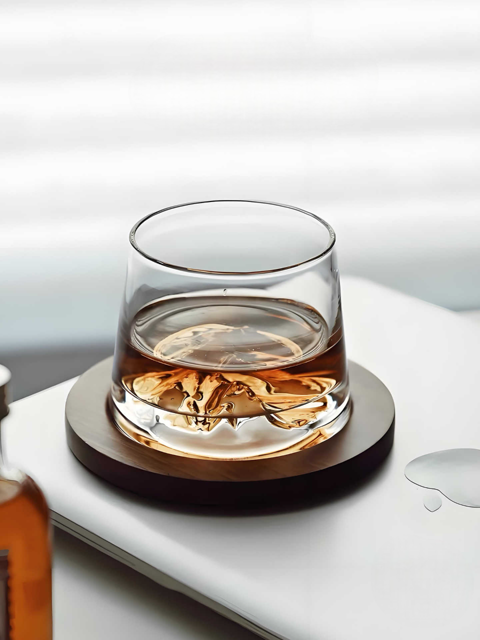 Retro Mountain Whiskey Glass 240ml – Artistic Swirl Tumbler with Bamboo Wood Coaster, Set of 2 Home Bar Old Fashioned Cups