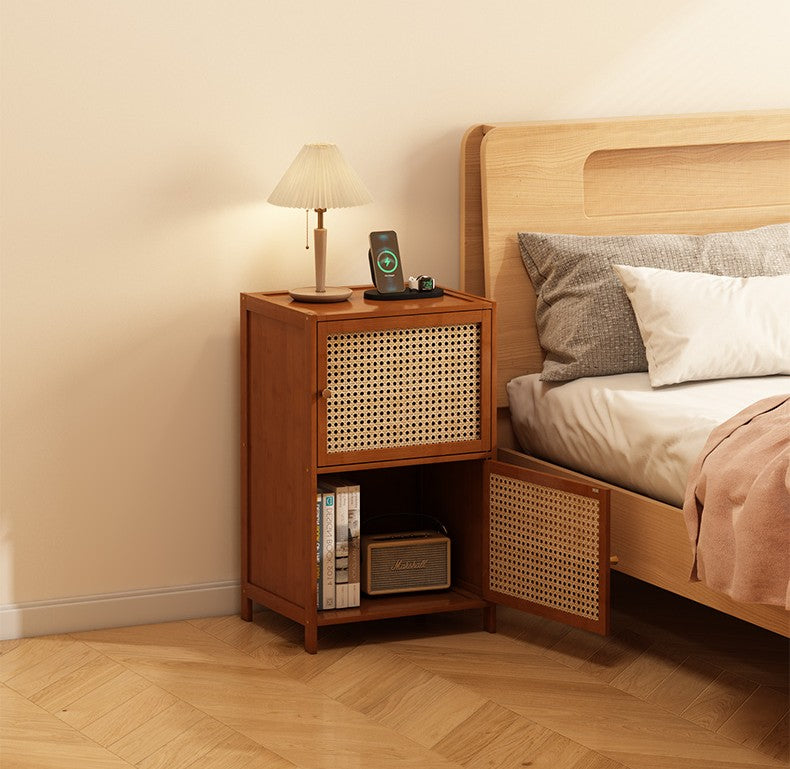 Vintage Rattan Bedside Cabinet – Retro Bamboo Side Table, Small Double-Door Storage Shelf, Sofa End Table