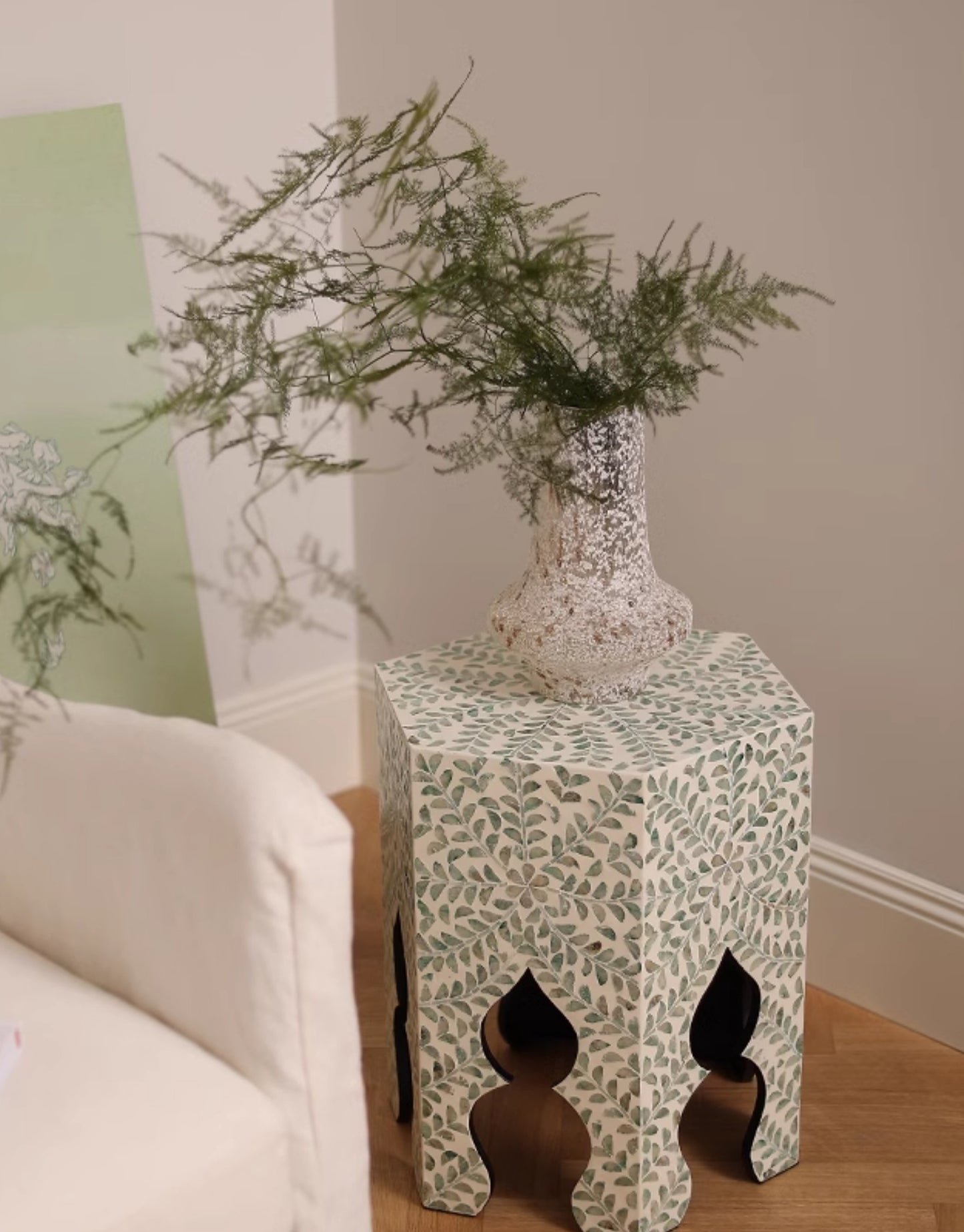Garden Stool with Green Bone Inlay, Carved Floral Pattern Side Table, Traditional Decorative Plant Stand with Moroccan Style