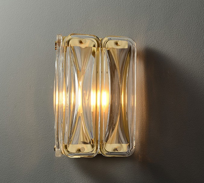 Modern Luxury Brass and Crystal Glass Wall Sconce, Single Layer LED Bedside Lamp, Mid-Century Designer Accent Light for Bedroom, Living Room, Hallway