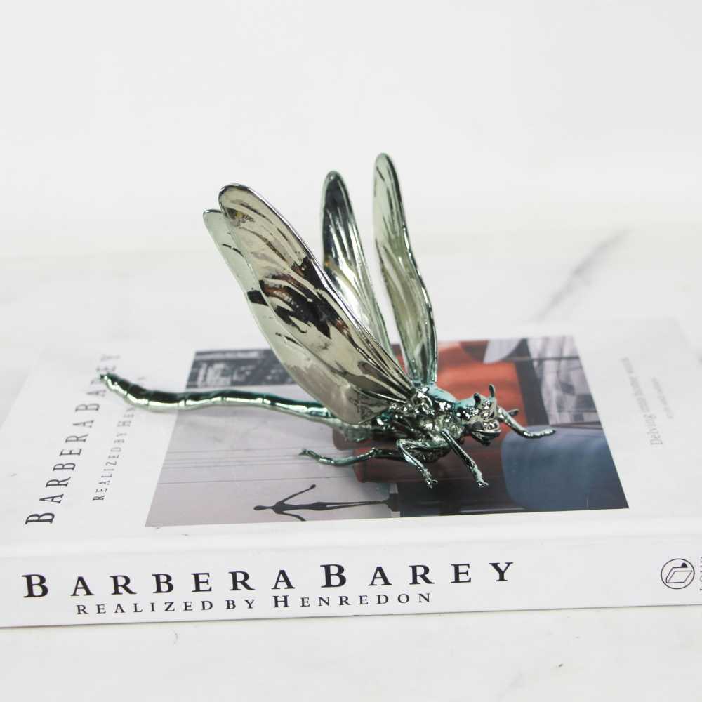 Luxury Metal Insect Sculpture Set – Dragonfly & Beetle Art Figurines for Living Room, Hotel & Home Decor