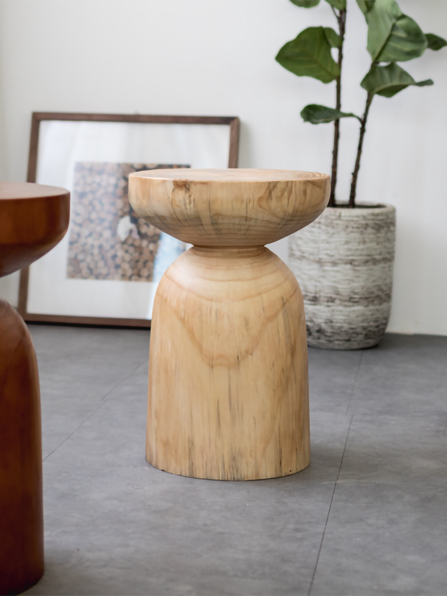 Modern Solid Wood Tree Stump Stool, Minimalist Designer Round Wooden Accent Seat, Natural Finish Small Size, 32x32x45cm