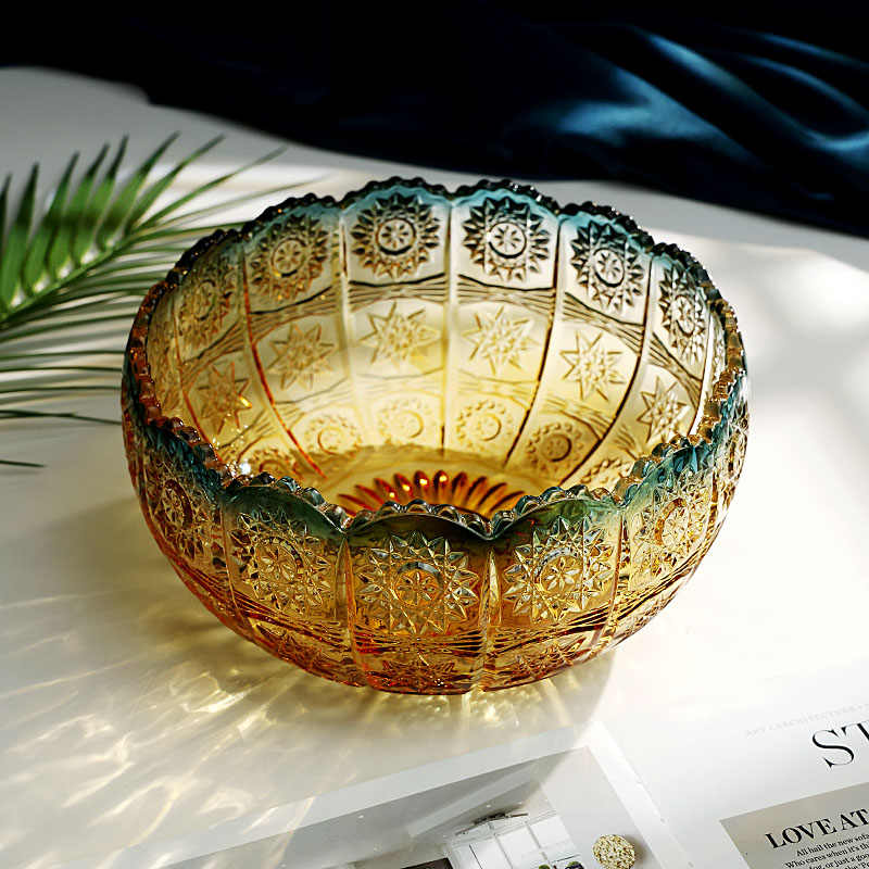Luxury Crystal Glass Fruit Bowl, Embossed Star Pattern Serving Dish with Gradient Colors, Home Living Room Coffee Table Snack Bowl
