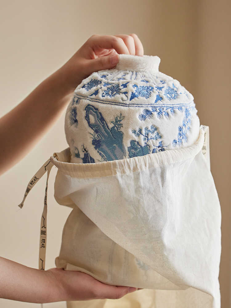 Blue & White Porcelain Vase Embroidered Pillow – Traditional Decorative Cushion