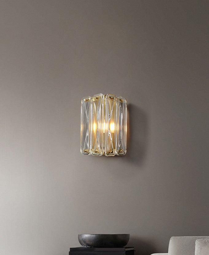 Modern Luxury Brass and Crystal Glass Wall Sconce, Single Layer LED Bedside Lamp, Mid-Century Designer Accent Light for Bedroom, Living Room, Hallway