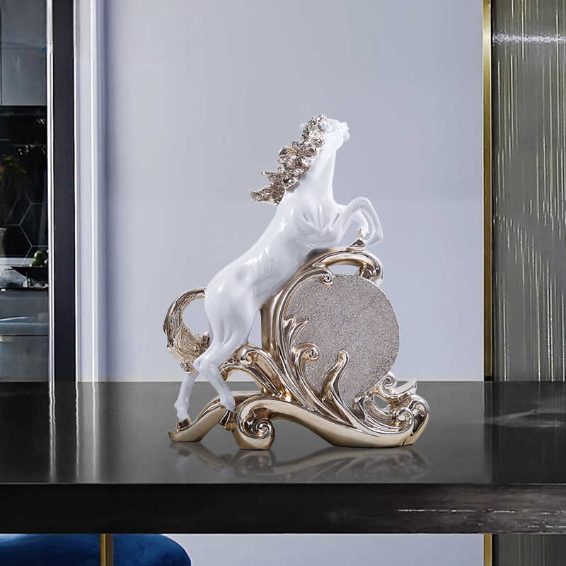 Luxury Horse Table Clock – Sculptural Resin Decor with Roman Dial for Living Room, TV Cabinet, Office