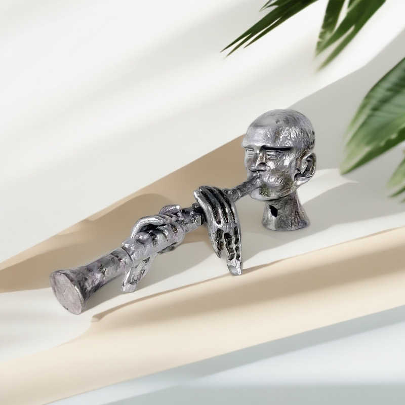 Flute Player Sculpture – Artistic Metal Figurine of Musician for Entryway, Study & Hotel Decor