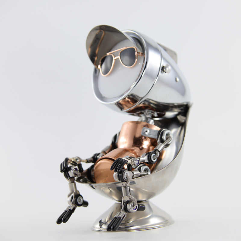 Creative Industrial Robot Desktop Light – Handcrafted Cyberpunk Atmosphere Lamp with Mixed Metal Construction, Futuristic Home Décor Figurine