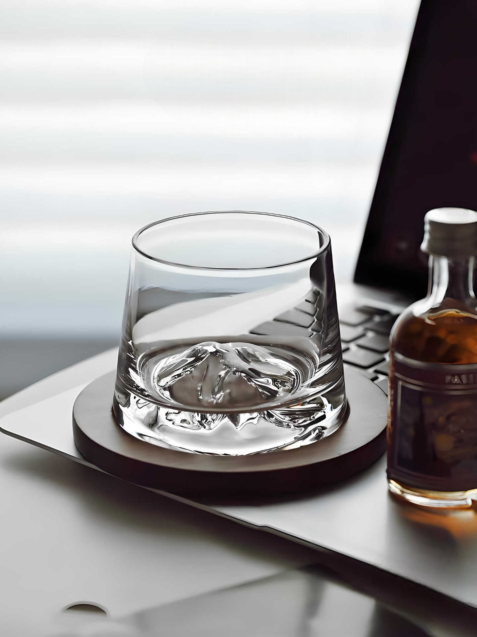 Retro Mountain Whiskey Glass 240ml – Artistic Swirl Tumbler with Bamboo Wood Coaster, Set of 2 Home Bar Old Fashioned Cups