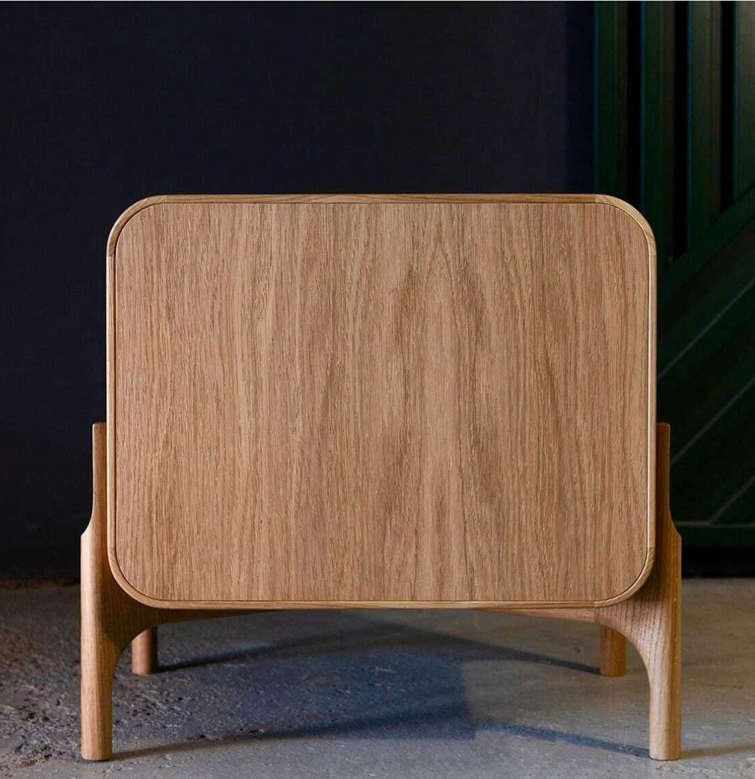 Contemporary Wabi-Sabi Nightstand – Hammered Texture Blue Drawers with Solid Wood Frame, Mid-Century Modern Bedside Storage