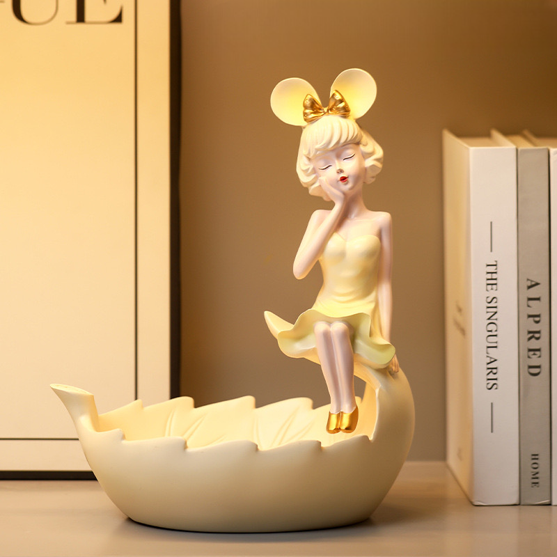 Leaf Bowl Girl Figurine Jewelry and Key Holder, Modern Resin Storage Tray for Entryway, Living Room, and Desk Decor