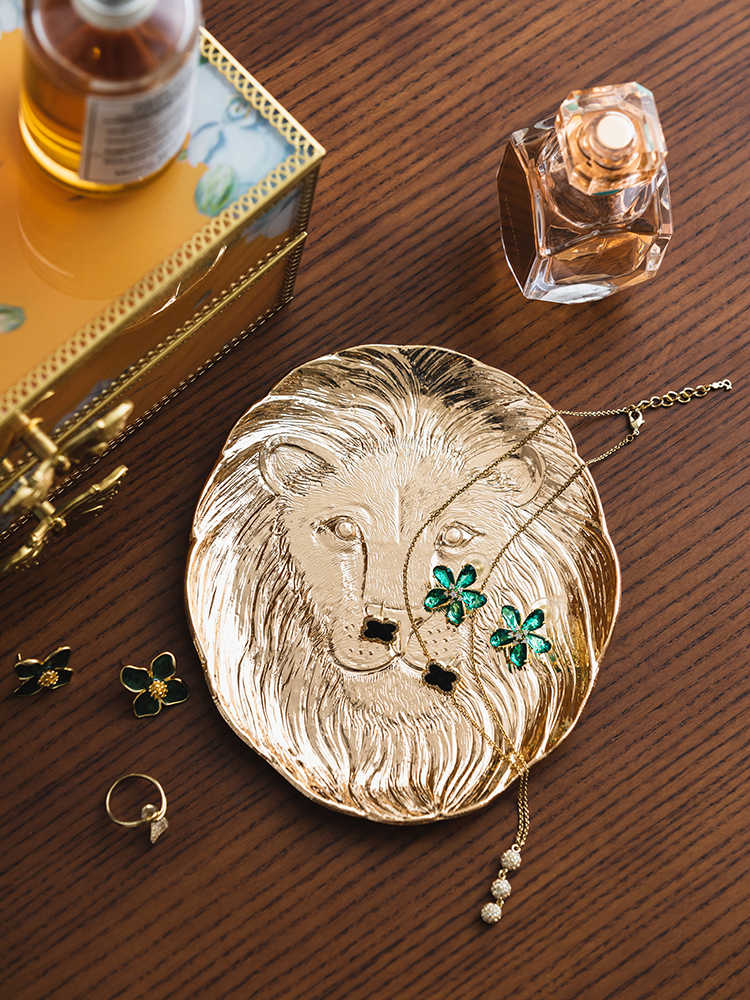 Modern Gold Lion Head Jewelry Tray, Luxury Tin Plate Decorative Organizer for Living Room, Bedroom, Vanity, Necklace & Earring Display