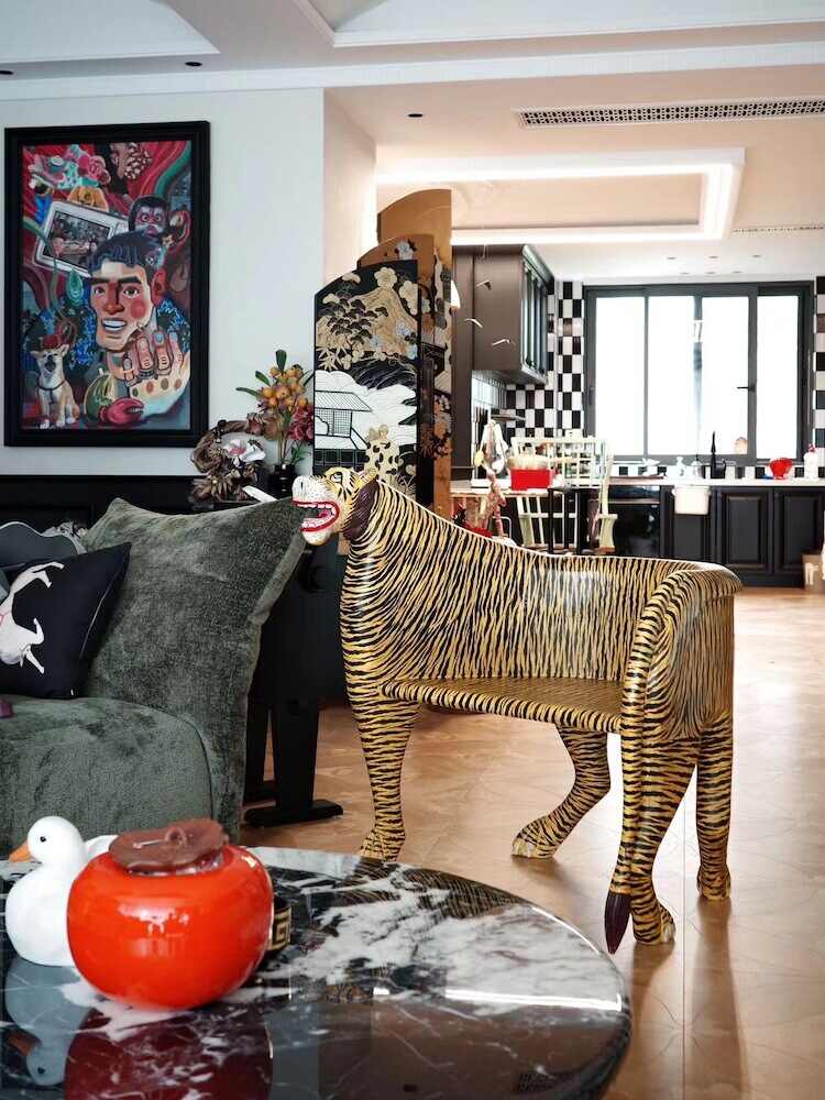 Hand Carved Tiger Accent Chair Wood | Unique Animal Shaped Lounge Chair for Living Room, Bedroom, Antique Style Statement Furniture