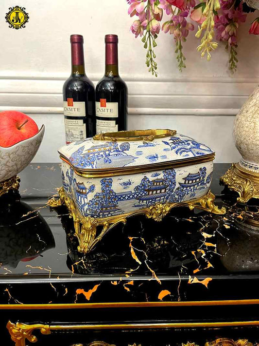 Luxury Blue and White Porcelain Tissue Box with Brass Accents – Decorative Napkin Holder for Living Room, Villa, Dining Table
