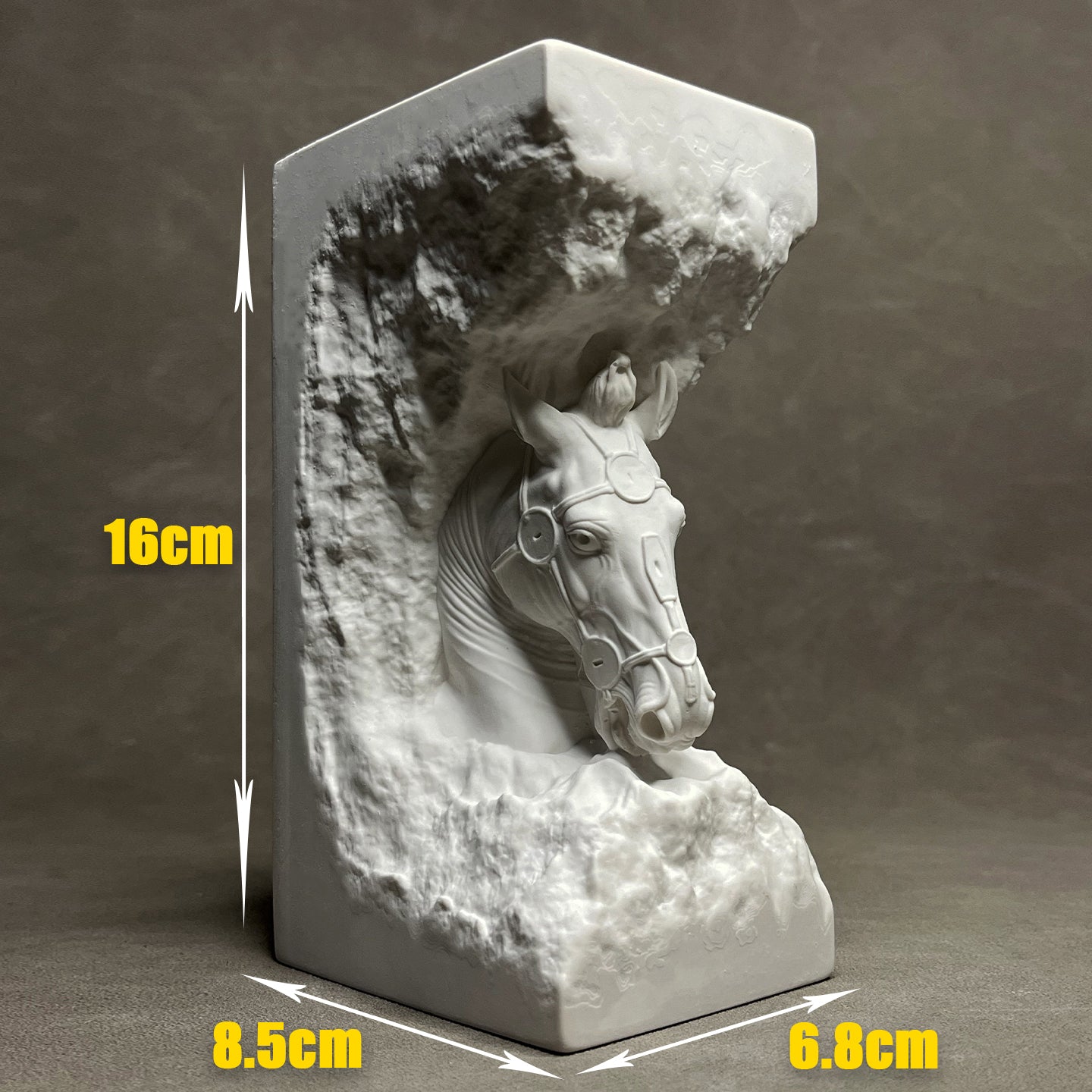 Modern Minimalist Horse Head Sculpture Bookend – White Stone Decor for Bookshelves, Cabinets, Wine Bar, Office, Set of 4