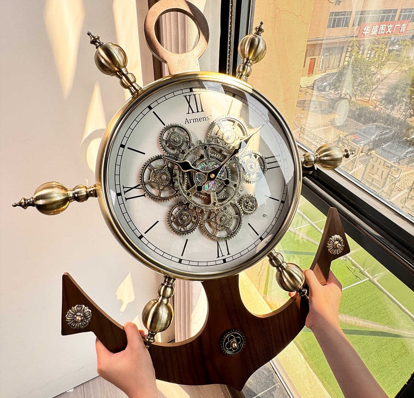 European Vintage Gear Wall Clock – Nautical Ship Anchor Design, Light Luxury Creative Statement, (Gear Version)