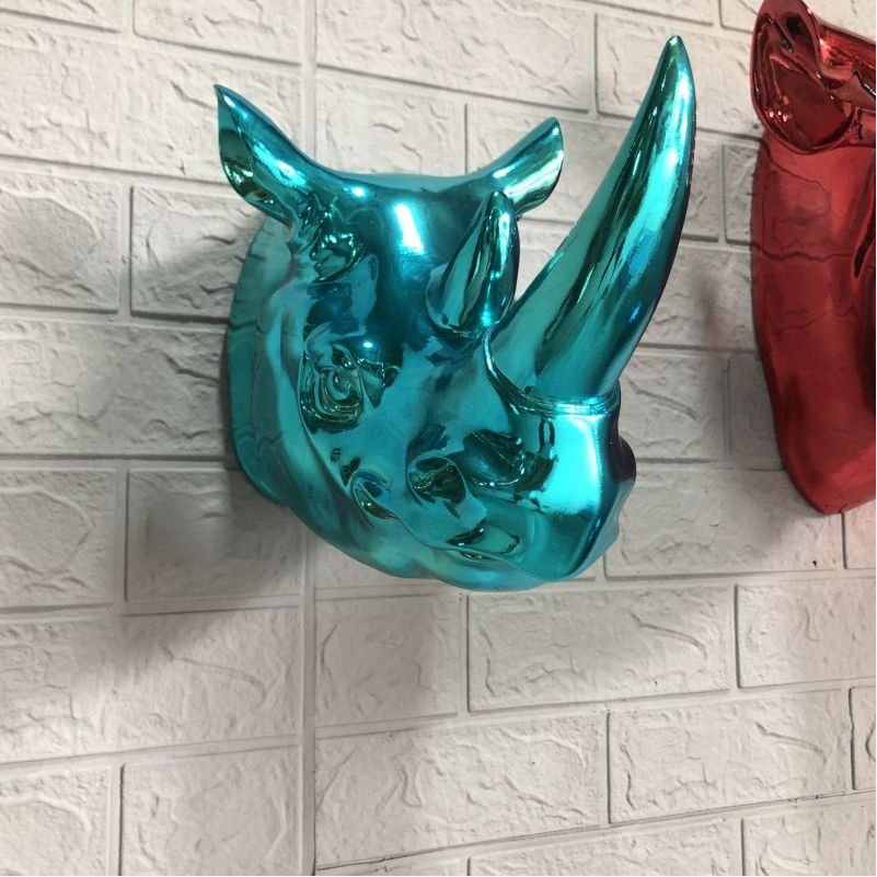 Luxury Peacock Blue Rhino Head Wall Decor, Electroplated Resin Animal Sculpture for Home, Bar, KTV Wall Accent