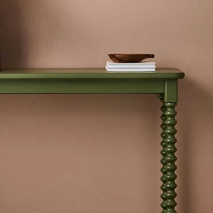 Green Solid Wood Narrow Console Table – Entryway Accent Wall Table with Spindle Legs for Hallway, Living Room & Foyer Decor