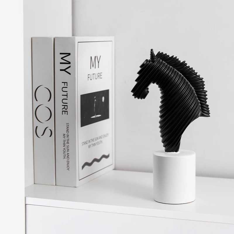 Abstract Art Horse Head Sculpture Set – Black & White Modern Minimalist Resin Decor, Luxury Accent for Entryway, Living Room, Study