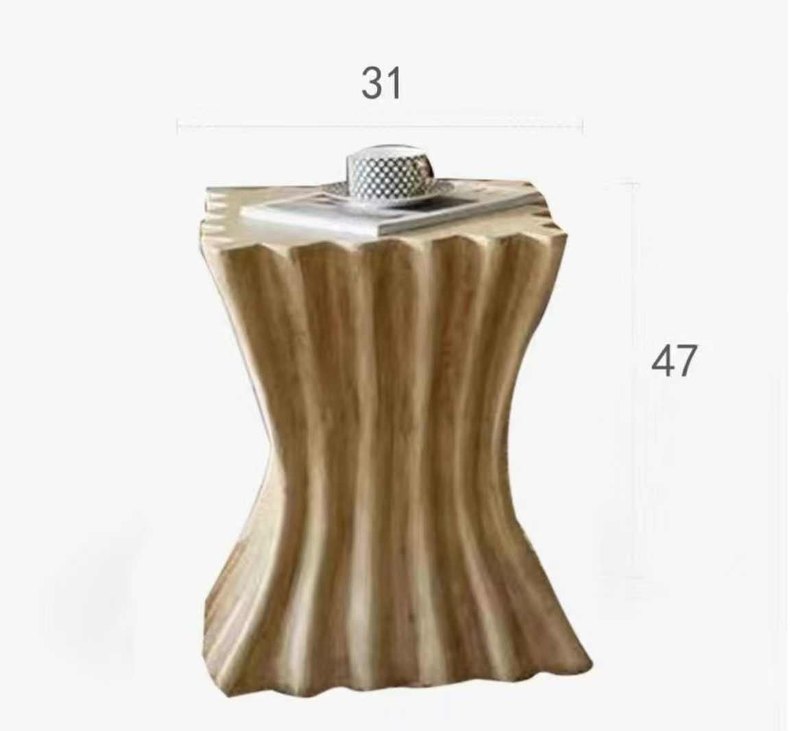Modern Sculptural Roman Column Side Table, Artistic Fluted Design Coffee Table for Luxury Living Room, Café, Hotel, 31x47cm